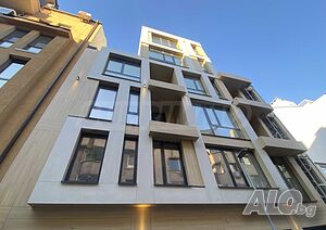 Тристаен апартамент в малка бутикова сграда до Grand Hotel Plovdiv