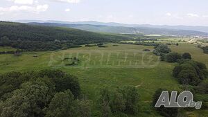 Парцел за жилищно строителство до минерални извори