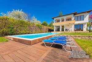 Ексклузивна вила с басейн и гледка море под наем в BlackSeaRama Golf & Villas