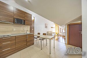 Тристаен, обзаведен апартамент в Belvedere Holiday Club в Банско