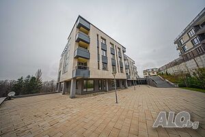 Тристайно жилище с дизайнерки проект в кв. Бояна
