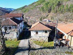 Автентична къща + парцел близо до минерална вода в село Чифлик