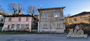 Имот в живописно село близо до язовир ”Сопот”