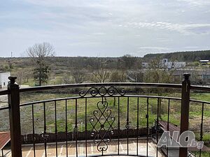 image_8