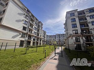 Двустаен апартамент в елегантен комплекс на 100 метра от морето в Поморие