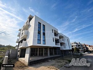 Двустаен апартамент с голяма тераса в нова сграда близо до плажа в Созопол