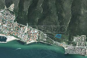 Атрактивен поземлен имот с морска панорама в Свети Влас