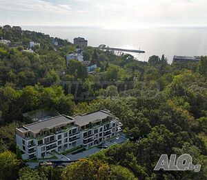 Тристаен апартамент в нов комплекс с басейн и удобства в м-т Кабакум