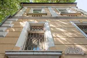 Елегантна самостоятелна къща на метри от Морската градина и плажната ивица във Варна