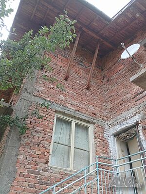 Продавам имот в село Светля