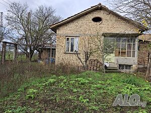 Продавам къща с. Кочово Шуменско, 29000