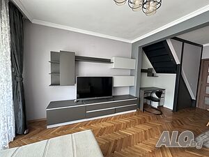 Сезонен апартамент под наем в центъра на Бургас, ул. Оборище, до Морската градина