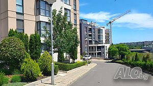 Двустаен апартамент с паркомясто в к-кс Sunny Hill