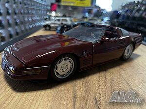 MAISTO колекционерски модел BMW 507 1955г. 1:18 мащаб на марката
