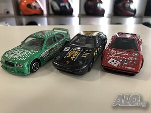 Оригигинални колекционерски колички BURRAGO 1:43 BMW,PORSCHE и FERRARI