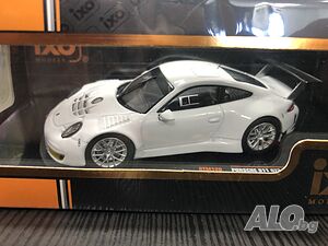 Колекционерски модел метална количка IXO PORSCHE 911 GT3R 1:43 NEW