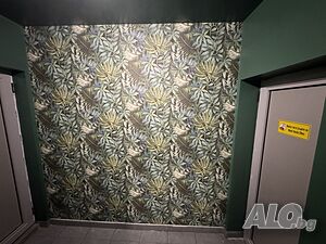 Лепене на тапети и фототапети, монтаж на ламинат, трислоен паркет и мокет