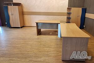 Офис обзавеждане комплект - 2 бюра, 2 шкафа и контейнер с чекмеджета Друга мебел | Мебели за дома и офиса | Карлово