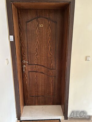 Двустаен апартамент в Хасково Център
