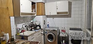Продава двустаен апартамент в кв. Изток гр. Перник