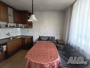 двустаен тухлен апартамент кв. Бузлуджа