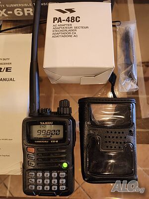 Yaesu VX-6R аматьорско ръчно радио