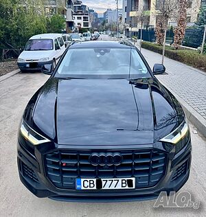 Под наем балове AUDI SQ8