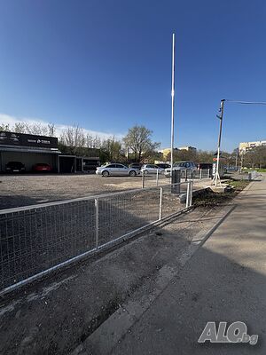 СОБСТВЕНИК ОТДАВА парцел за автокъща - 1000 кв.м в гр. София