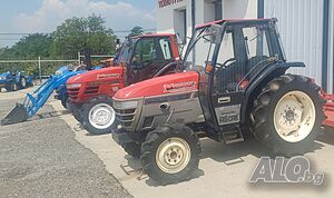 Трактор Yanmar, модел AF30 с кабина.