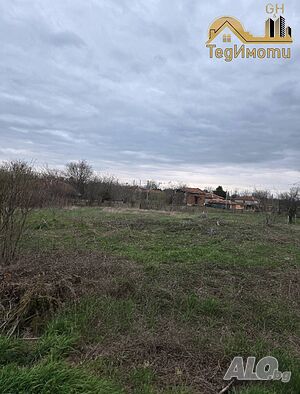 Парцел в с. Новоселец