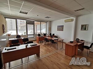 Зала под наем за семинари, обучения, презентации в центъра на Пловдив