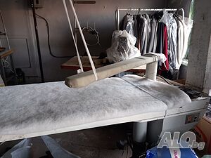 Професионална гладачна маса с вакум