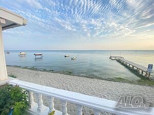 Къща на брега на Мраморно море в Текирдаг, Турция