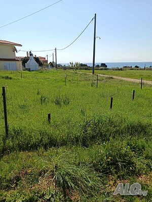 Парцел в Гърция