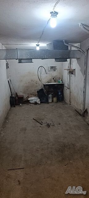 Гараж под наем