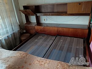Спалня с пружини