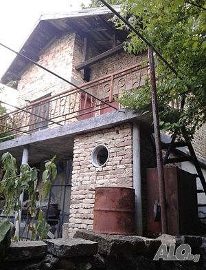 Продажба на вила в месност Под манастира!