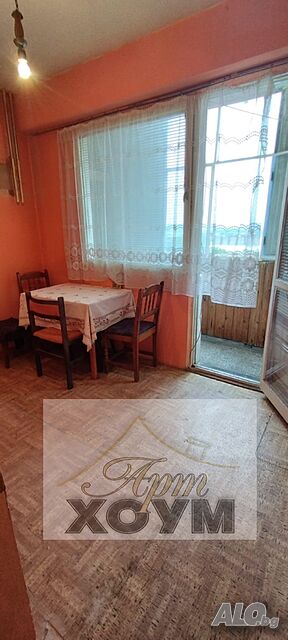 Продажба на гарсониера в Добруджански квартал!
