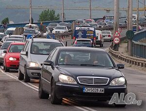 Изкупуваме бусове товарни макси бази в движение