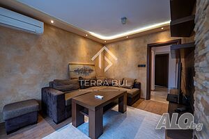 Тристаен апартамент на центъра в Пловдив