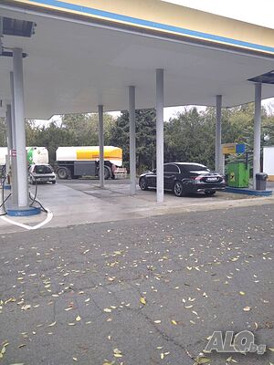 цистерна за гориво, газов балон, козирка-навес