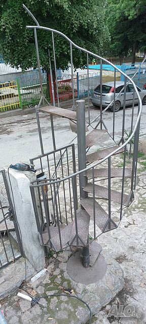 разпродавам мебели ел. уреди/покъщина