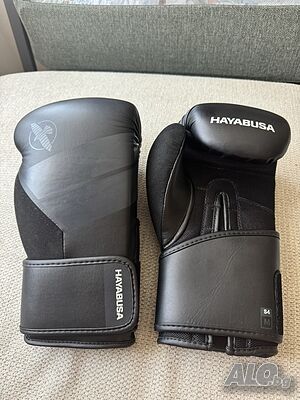 Продавам чисто нови боксови ръкавици Hayabusa