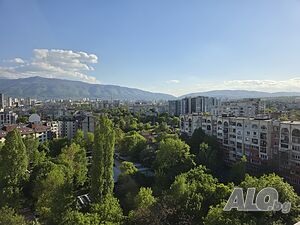 Тристаен апартамент - Света Троица