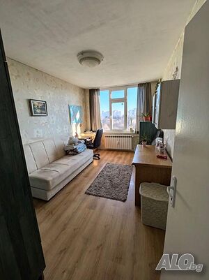 Тристаен, за продажба, жк. Красна поляна 3