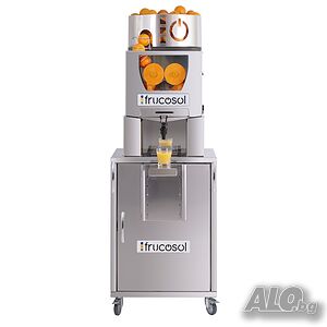 Цитрус преса Frucosol с автоматично подаване и шкаф - за над 30 фреша дневно