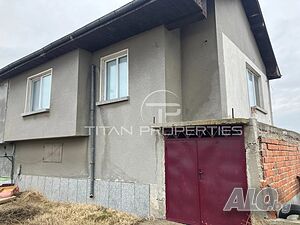 Къща в село Радиново