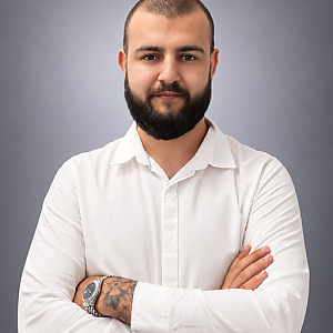 Данил Серт