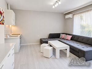 След основен ремонт! Тристаен апартамент за продажба в кв. Кючук Париж