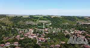 Двуетажна Къща за продажба в с. Проход